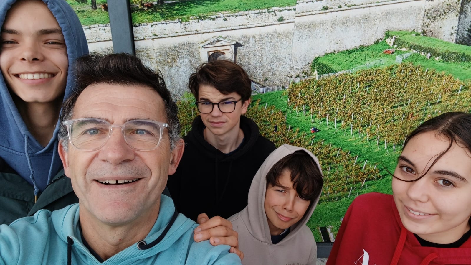 Nos jeunes et Stéphane au RDE Nos jeunes et Stéphane au RDE